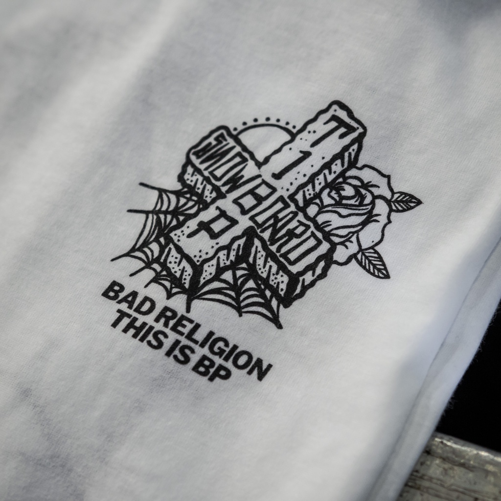 REMERA MANGAS CORTAS - RELIGION 