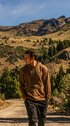 [1162150026] BUZO CANGURO DEPORTIVO - NOGAL