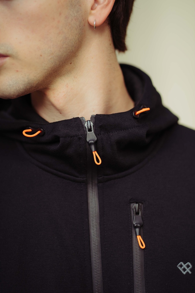 CAMPERA DEPORTIVA - CALINGASTA