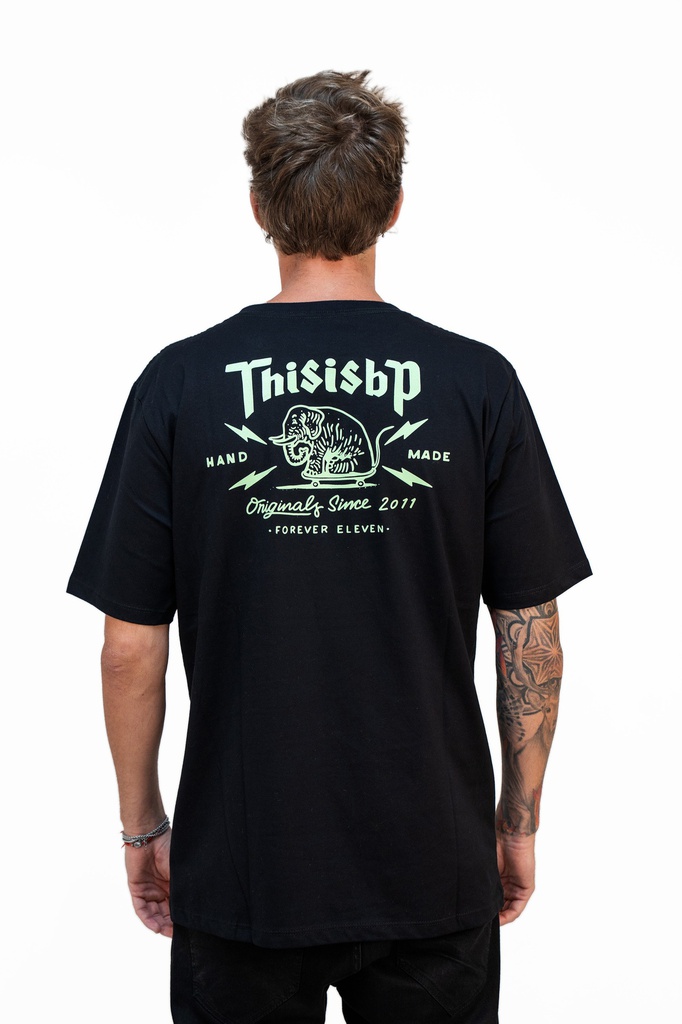 REMERA MC - MADE