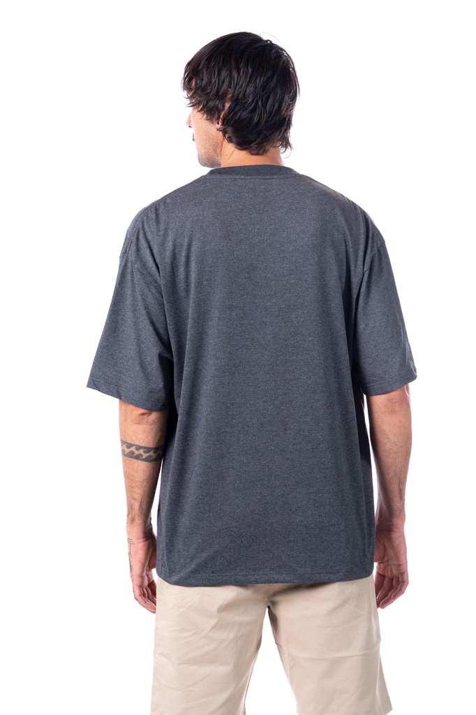 REMERA MC RELAXED - SERIF