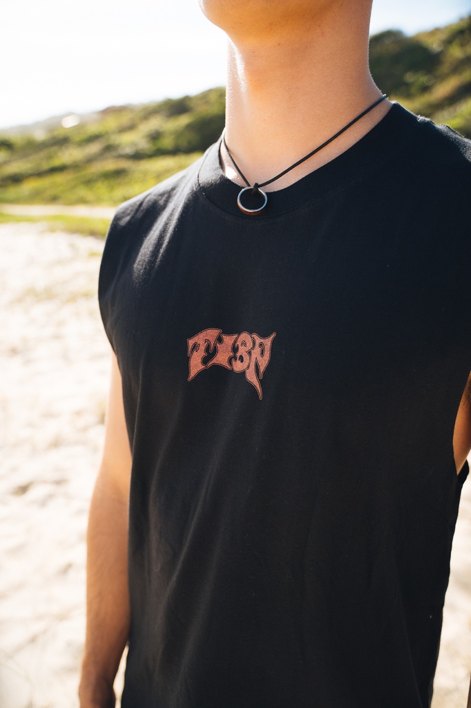 REMERA SIN MANGA RELAXED - FRANZ