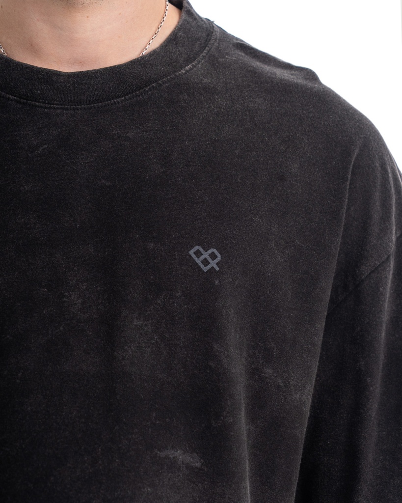 REMERA MANGA CORTA LOOSE FIT - BLACK ISO WHASED
