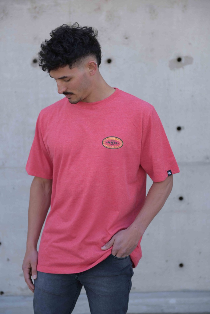 REMERA - OVAL BILLBOARD