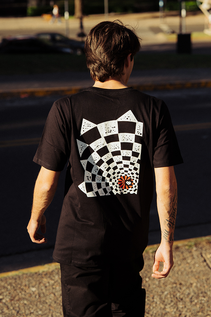 REMERA MC - SKA