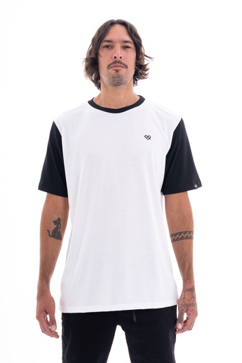 [031215F73] REMERA MC - SANTORINI II