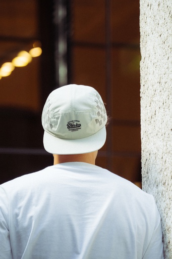 [016215209] GORRA 5 PANELES - MICROFIBRABEIGE