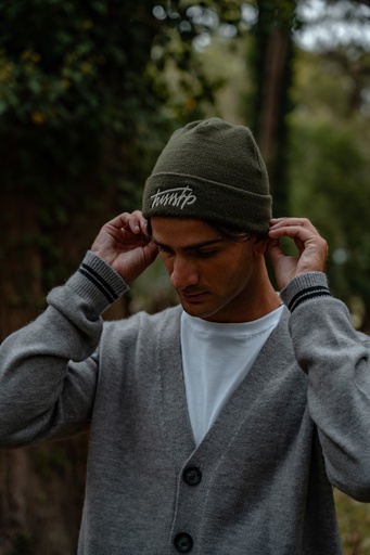 [016215001         ] GORRO - TRADI